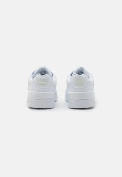 Lacoste T-CLIP - Sneaker Low - White 10 Lacoste T-CLIP - Sneaker Low - White -Lacoste 014e84b8d65245658f8eb8bdee875cc1
