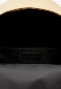 Lacoste Tagesrucksack - Viennois Farine 10 Lacoste Tagesrucksack - Viennois Farine -Lacoste 210c1b8d4bb2429b9b28ebe09dd6eeed