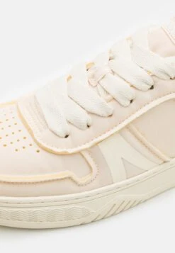 Lacoste CRAFTED - Sneaker Low - Off-white 13 Lacoste CRAFTED - Sneaker Low - Off-white -Lacoste 27e41a6c04c949ca8be6a50c78a6cb98