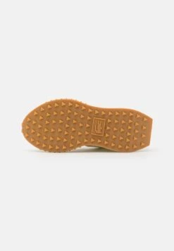 Lacoste SPIN DELUXE - Sneaker Low - Off White/natural 12 Lacoste SPIN DELUXE - Sneaker Low - Off White/natural -Lacoste 2885124b9fd84baaabc8798607da8ae1