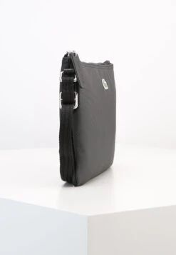 Lacoste L 12 12 CONCEPT FLAT - Umhängetasche - Black 12 Lacoste L 12 12 CONCEPT FLAT - Umhängetasche - Black -Lacoste 30a423bc55734da2a10a93b653024af9