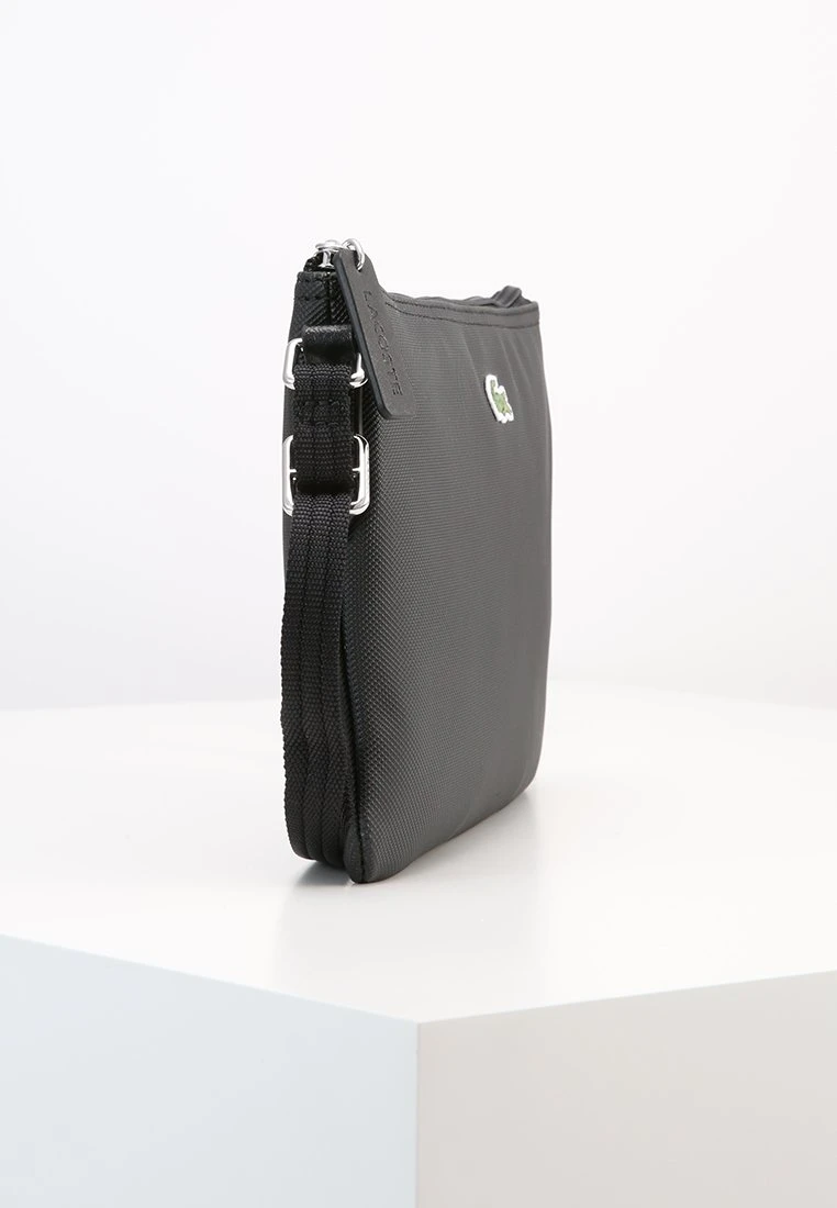 Lacoste L 12 12 CONCEPT FLAT - Umhängetasche - Black 7 Lacoste L 12 12 CONCEPT FLAT - Umhängetasche - Black – Bild 5