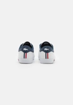 Lacoste POWERCOURT - Sneaker Low - White/navy/red 10 Lacoste POWERCOURT - Sneaker Low - White/navy/red -Lacoste 33eb5f95fe744f4e9c0eda12948ea896