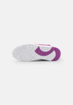 Lacoste T-CLIP - Sneaker Low - White/purple -Lacoste 349c6dd01e7543318a87e35679cff9e1