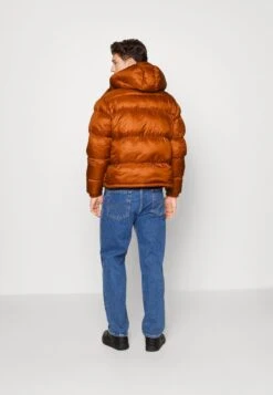 Lacoste Winterjacke - Liquor/black 10 Lacoste Winterjacke - Liquor/black -Lacoste 3545db389683480294d2faf500f821fd