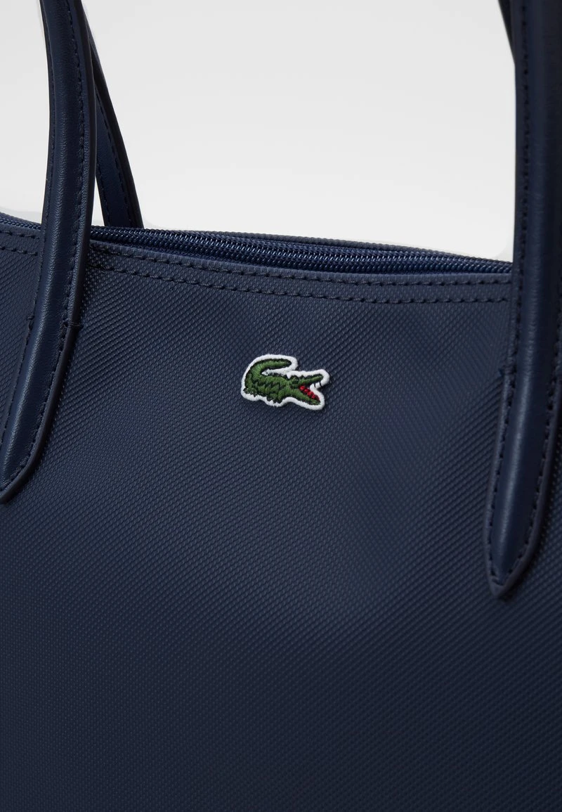 Lacoste CONCEPT VERTICAL - Shopping Bag - Turkish Tile 7 Lacoste CONCEPT VERTICAL - Shopping Bag - Turkish Tile – Bild 5