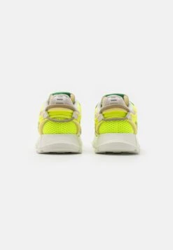 Lacoste NEO - Sneaker Low - Yellow/off-white 10 Lacoste NEO - Sneaker Low - Yellow/off-white -Lacoste 3cf4349e39414b43b30ce56f9882b5e1