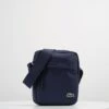 Lacoste NEOCROC - Umhängetasche - Eclipse/cobalt 1 Lacoste NEOCROC - Umhängetasche - Eclipse/cobalt -Lacoste 427232f7e1124b70a6d11a72c2c6a9c1