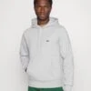 Lacoste Kapuzenpullover - Argent Chine 2 Lacoste Kapuzenpullover - Argent Chine -Lacoste 4590018748f54c229cf426cf1fb08a7d