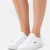 Lacoste GRIPSHOT - Sneaker Low - White 1 Lacoste GRIPSHOT - Sneaker Low - White -Lacoste 4aad4aecbeb14a079f35693250a0817e