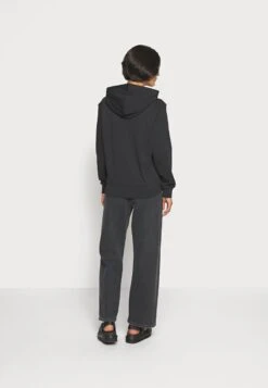 Lacoste Sweatshirt - Noir 10 Lacoste Sweatshirt - Noir -Lacoste 500345b65e4e4eb9bd198e906d64d726