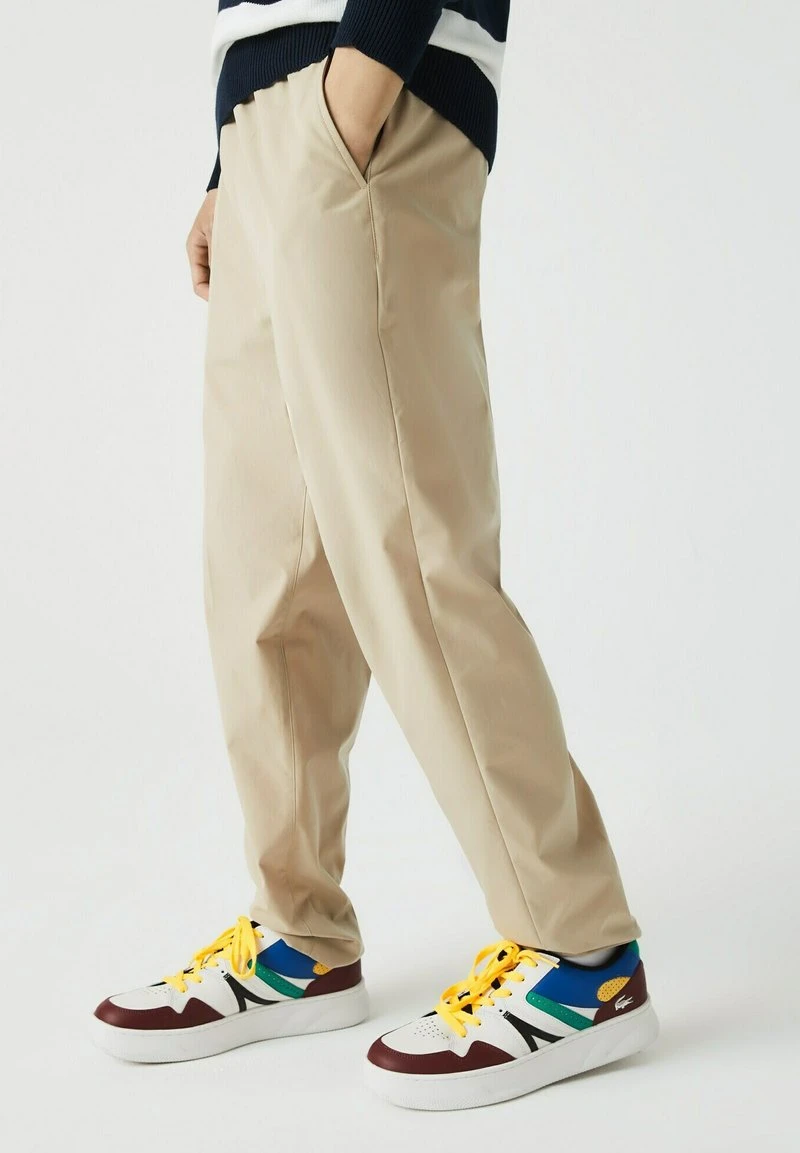 Lacoste Stoffhose - Beige 7 Lacoste Stoffhose - Beige – Bild 5