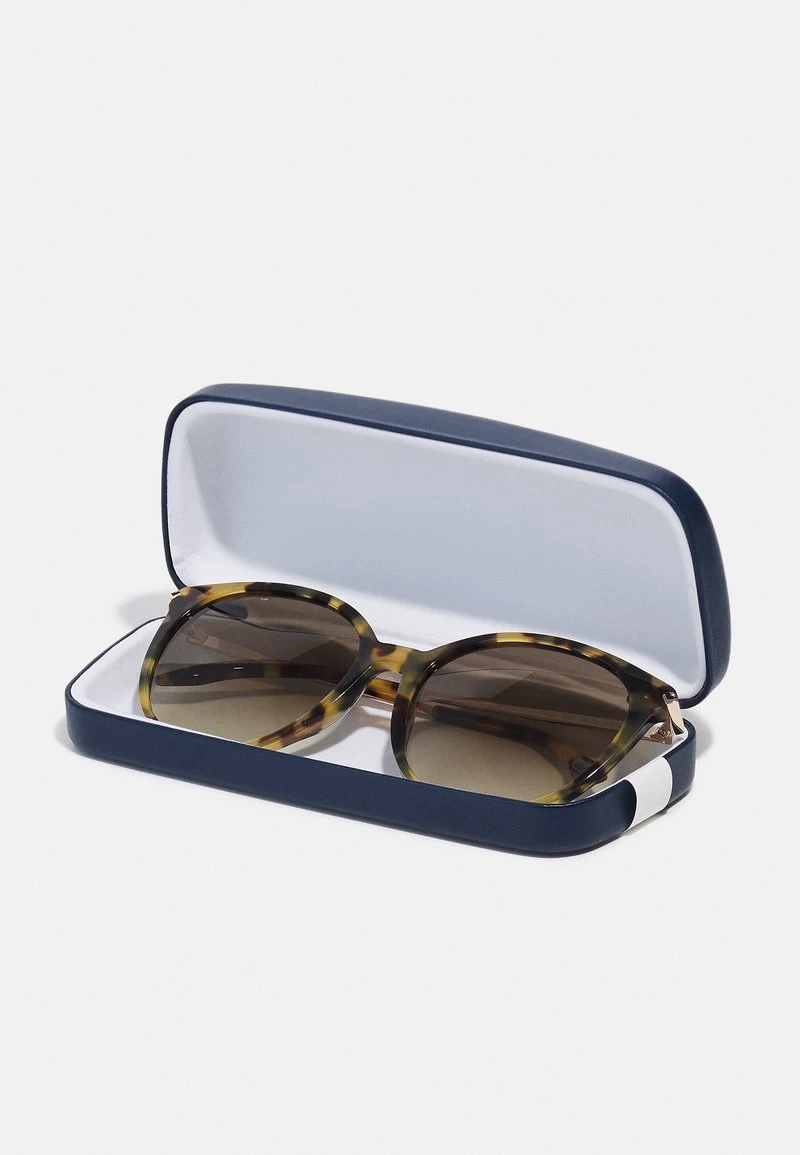 Lacoste Sonnenbrille - Havana 6 Lacoste Sonnenbrille - Havana – Bild 4