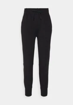 Lacoste Jogginghose - Black 13 Lacoste Jogginghose - Black -Lacoste 80920f45f3bc43a9b15b232cf061580d 1