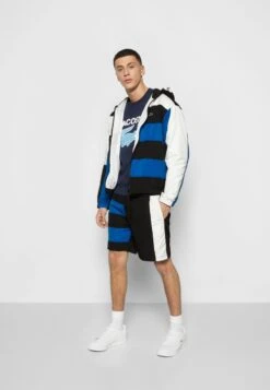 Lacoste Shorts - Noir/marina/farine 10 Lacoste Shorts - Noir/marina/farine -Lacoste 81486af9073b4c688abb1c53a21421ba