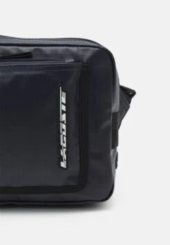 Lacoste STREET BALANCE - Umhängetasche - Bleu Nuit Noir -Lacoste 8187fa76ca224a5d8561196e9d46a1b0