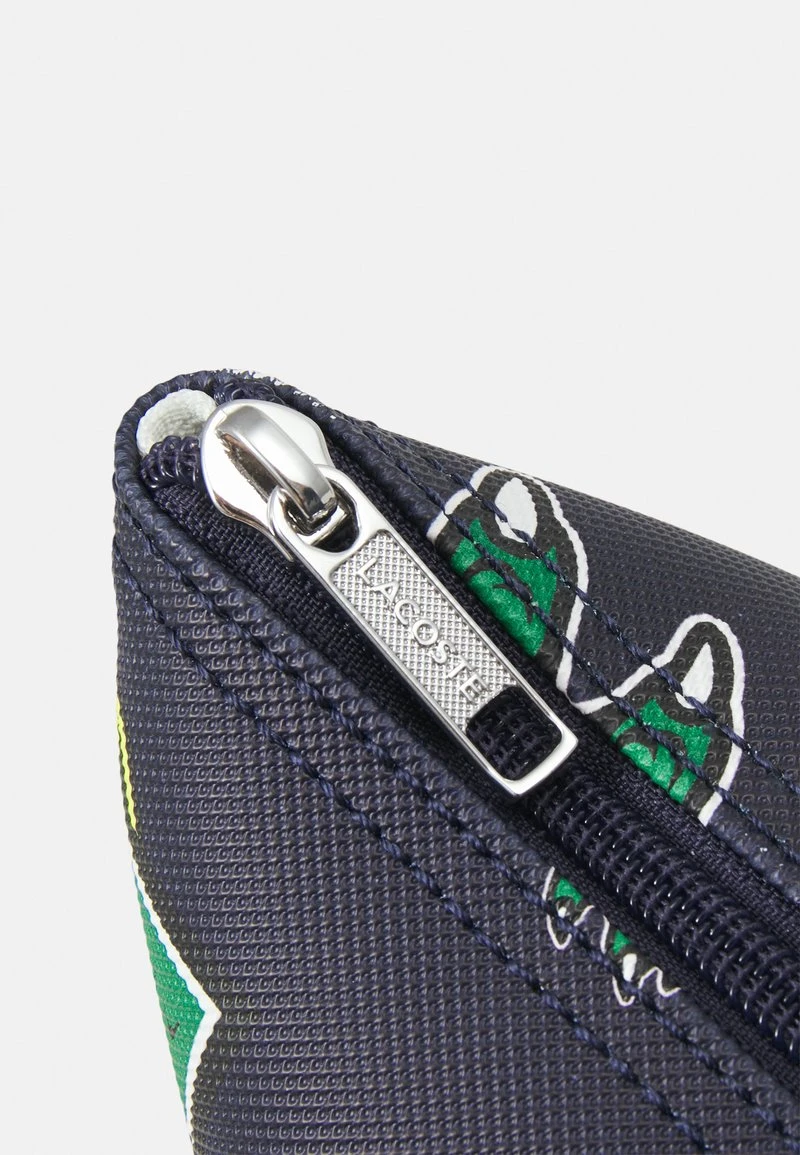 Lacoste Umhängetasche - Marine 7 Lacoste Umhängetasche - Marine – Bild 5