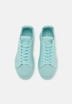 Lacoste CARNABY PIQUEE - Sneaker Low - Turquoise 13 Lacoste CARNABY PIQUEE - Sneaker Low - Turquoise -Lacoste 86c16db4d6464388b6a89a3667714afd