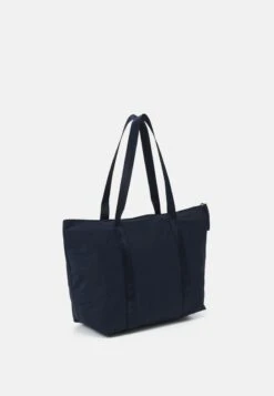 Lacoste Shopping Bag - Marine 9 Lacoste Shopping Bag - Marine -Lacoste 8a37bdc79e8b4bfe8c85ed2410d56992