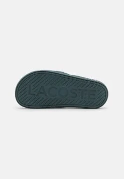 Lacoste CROCO DUALISTE - Pantolette Flach - Dark Green/white -Lacoste 9012f6140d9140c599e9e64a88e254df
