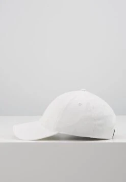 Lacoste Cap - White -Lacoste 95767fdee65447d89fba08f43fd80432