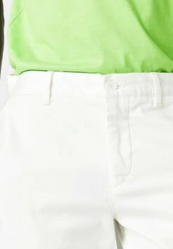 Lacoste Shorts - Blanc 11 Lacoste Shorts - Blanc -Lacoste 95d92f1ffe4049d2b8f5696fb9f759e5