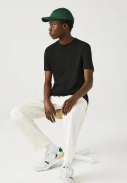 Lacoste T-Shirt Basic - Noir 11 Lacoste T-Shirt Basic - Noir -Lacoste 9653a2b4639d45c7b38459a176ced6bd