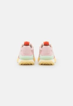 Lacoste SPIN DELUXE - Sneaker Low - Light Pink/light Yellow 11 Lacoste SPIN DELUXE - Sneaker Low - Light Pink/light Yellow -Lacoste 96955c7cd6e24b9196d2806c1fa1e30e