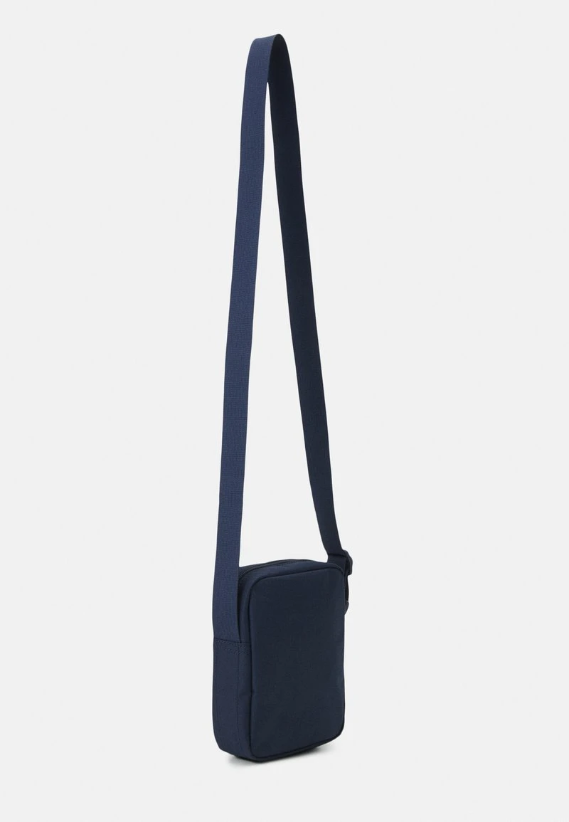 Lacoste NEOCROC VERTICAL CAMERA BAG UNISEX - Umhängetasche - Marine 4 Lacoste NEOCROC VERTICAL CAMERA BAG UNISEX - Umhängetasche - Marine – Bild 2