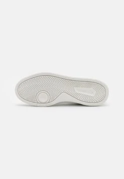 Lacoste COURT LISSE - Sneaker Low - White/dark Green 12 Lacoste COURT LISSE - Sneaker Low - White/dark Green -Lacoste aef8a00e5d454001aa712aedfc20e80c
