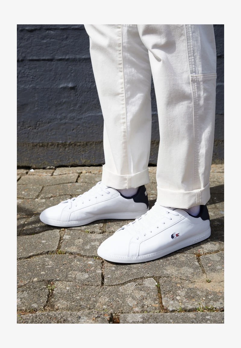 Lacoste GRADUATE - Sneaker Low - White/navy/red 5 Lacoste GRADUATE - Sneaker Low - White/navy/red – Bild 3