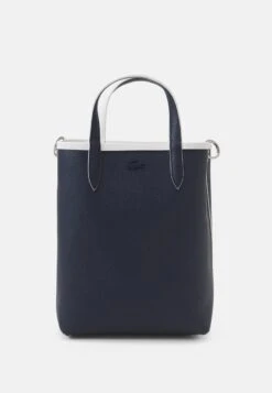 Lacoste SHOPPING - Shopping Bag - Farine Bleu Nuit -Lacoste bd6f31dd1ede4efdaee6e20440b175c7