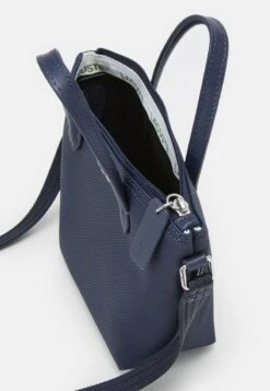 Lacoste Handtasche - Penombre 10 Lacoste Handtasche - Penombre -Lacoste c41267ae9bf8441483c35ca040b3de5a