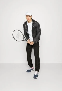 Lacoste Sport TENNIS PANT BLOCK - Jogginghose - Noir/jaune/blanc 9 Lacoste Sport TENNIS PANT BLOCK - Jogginghose - Noir/jaune/blanc -Lacoste c81ef09d754541ee975582b480cedc6d