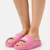 Lacoste CROCO 2.0 - Badesandale - Pink/off White -Lacoste d894b50e88c2412c9d8f7ead02e0c1d2