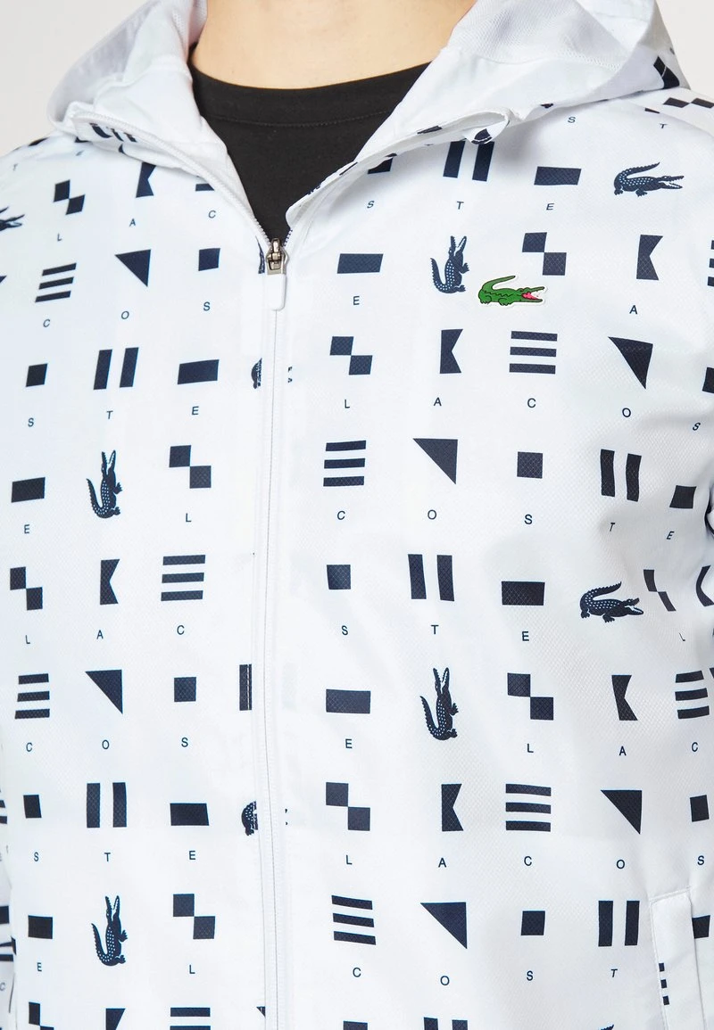 Lacoste Sport TRACKSUIT LOGO HOODED SET - Trainingsanzug - White/navy Blue 8 Lacoste Sport TRACKSUIT LOGO HOODED SET - Trainingsanzug - White/navy Blue – Bild 6