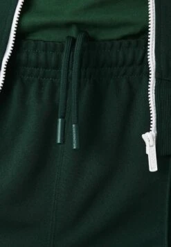 Lacoste Jogginghose - Vert 11 Lacoste Jogginghose - Vert -Lacoste f23e25ed76cf4c3c81b93906f72f4267