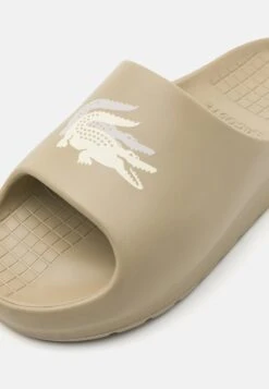 Lacoste CROCO 2.0 - Pantolette Flach - Khaki/off White 12 Lacoste CROCO 2.0 - Pantolette Flach - Khaki/off White -Lacoste f47acd0287b24d719d39760317a5f42d