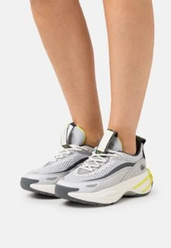 Lacoste ODYSSA - Sneaker Low - Light Grey/off White